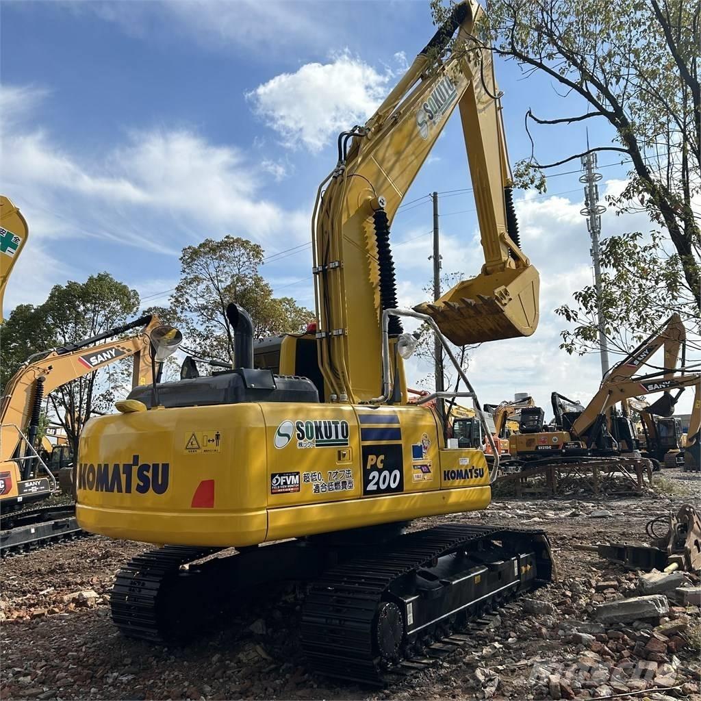 Komatsu PC200-8MO Bandgrävare