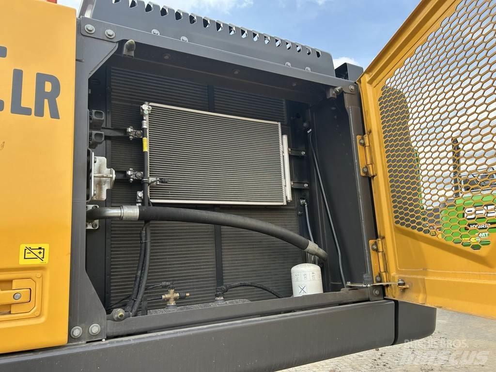 Volvo EC300LR Bandgrävare