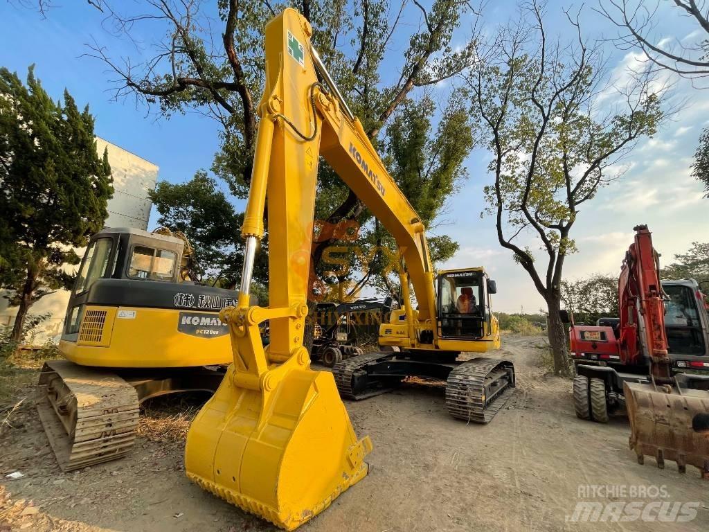 Komatsu PC 240-8 Bandgrävare