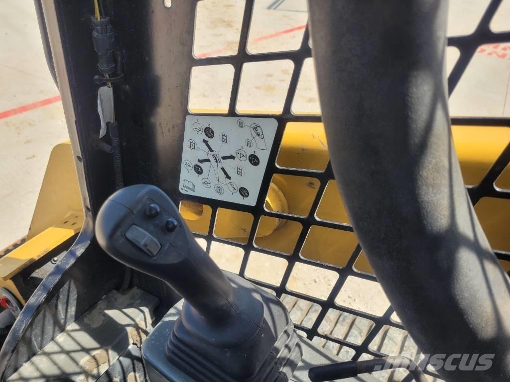 CAT 259 D3 Kompaktlastare