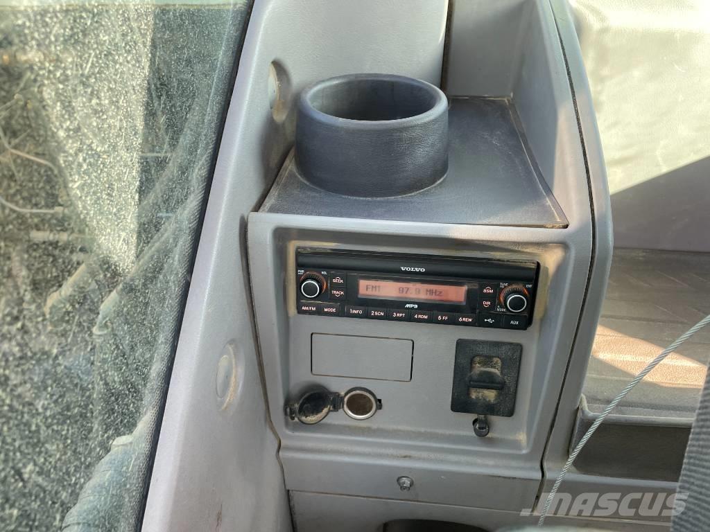 Volvo EC 140 EL Bandgrävare