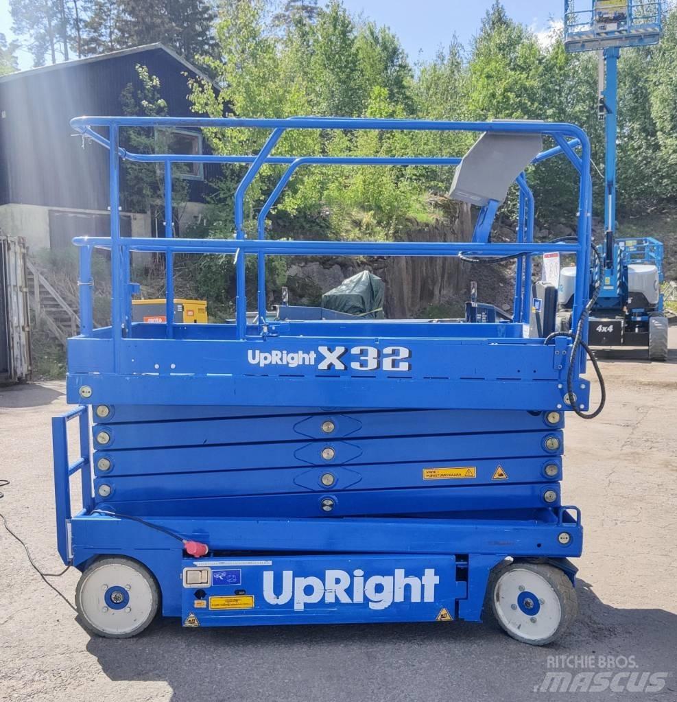 UpRight X32N Saxliftar
