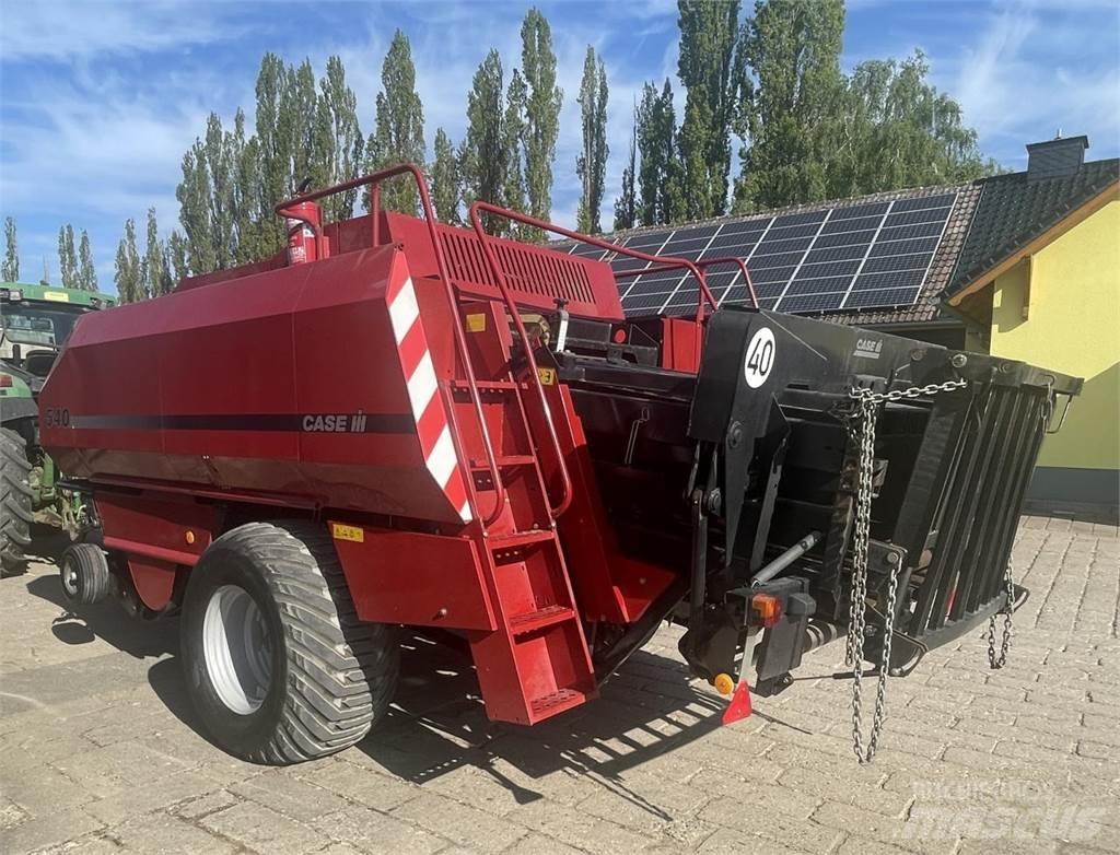 Case IH 540 Fyrkantspressar