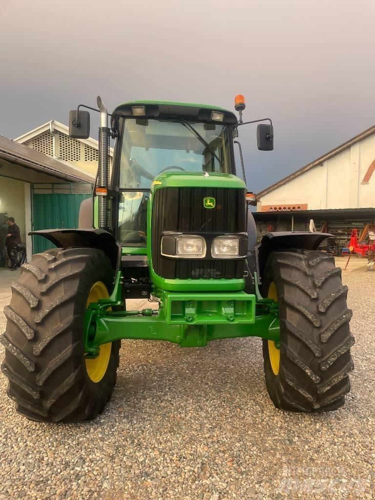 John Deere 6520 SE0 Traktorer
