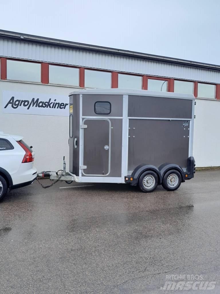 Ifor Williams HB 506 Djurtransportsläp