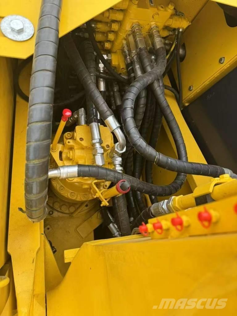 Komatsu 160-7 Bandgrävare