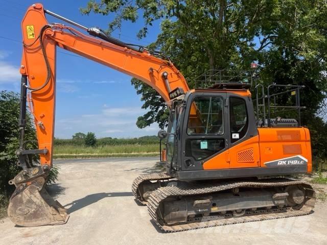 Doosan DX140LC-7 Bandgrävare