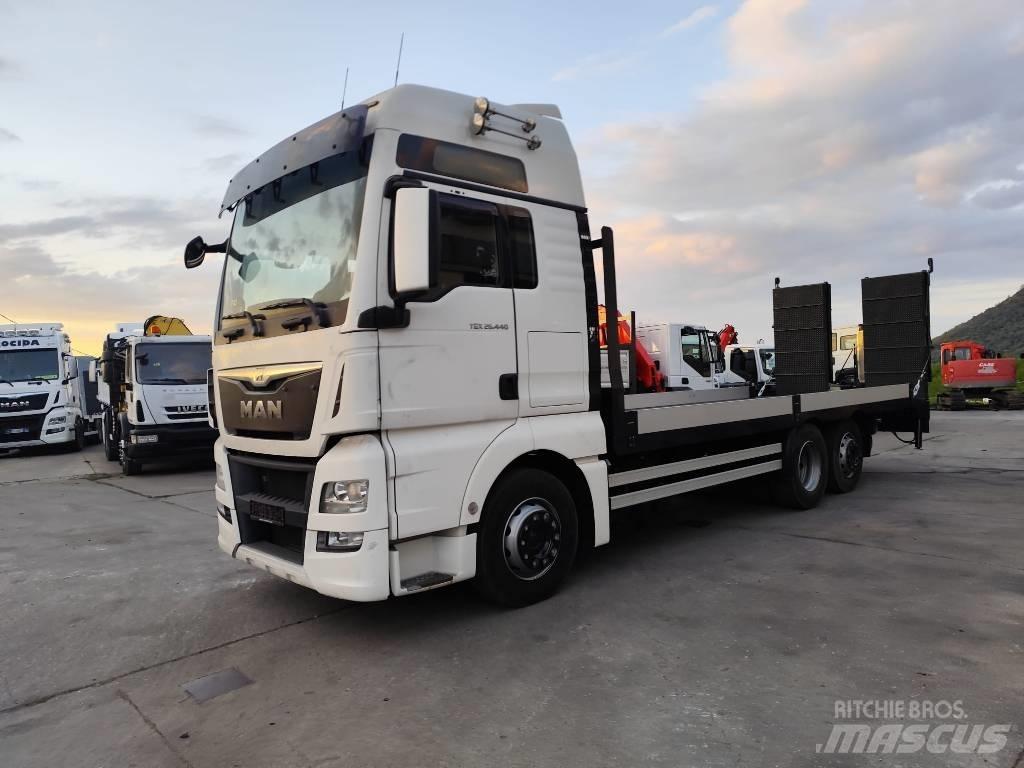 MAN TGX 26.440 Flak-/vinschlastbilar
