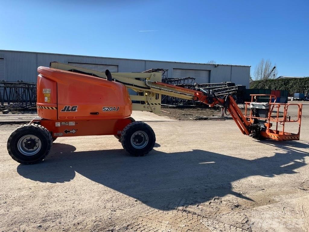 JLG 520 AJ Bomliftar