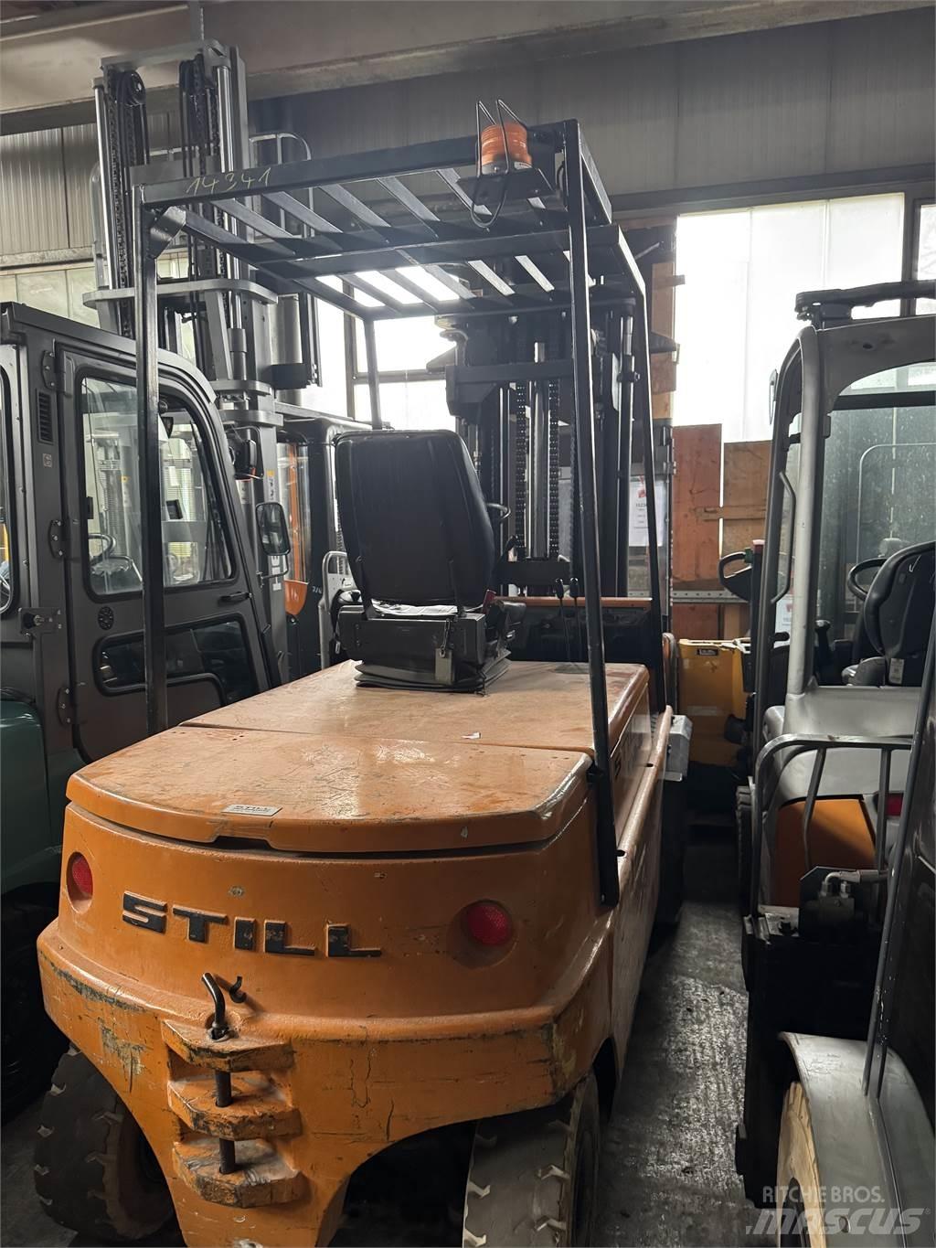 Still R60-40 Elmotviktstruckar