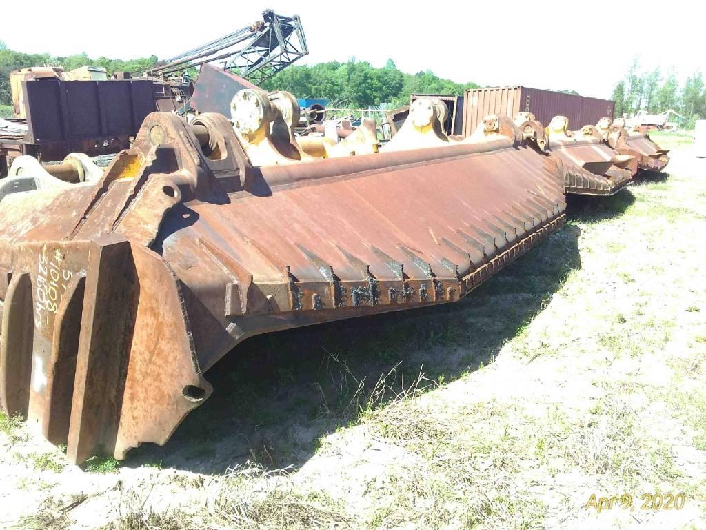 Komatsu D 575 A-3 Bandschaktare