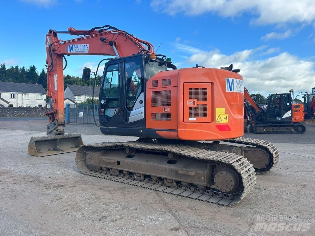 Hitachi ZX225 USLC-6 Bandgrävare