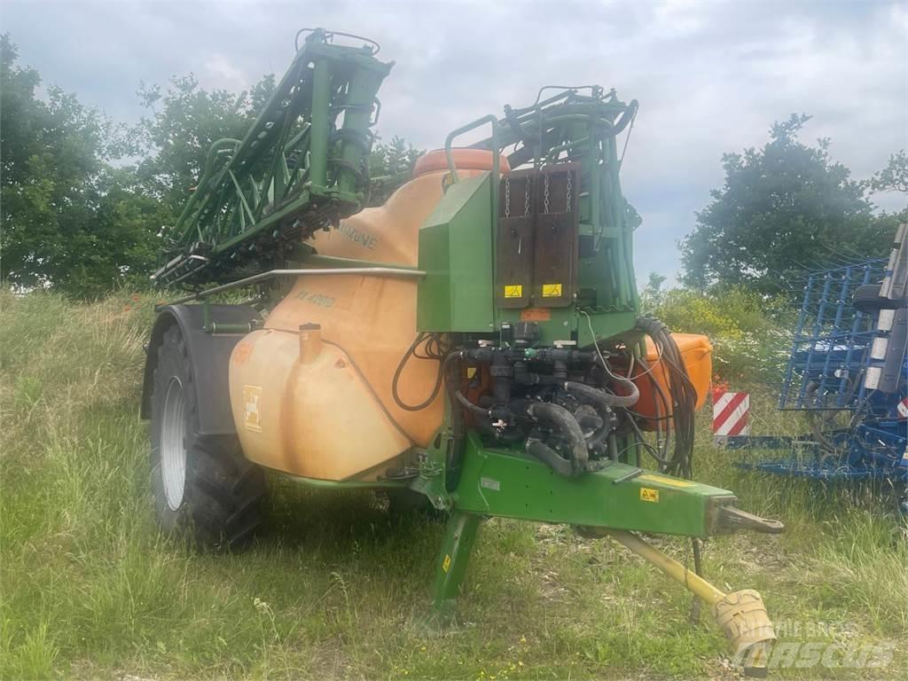 Amazone UX 4200 Dragna sprutor