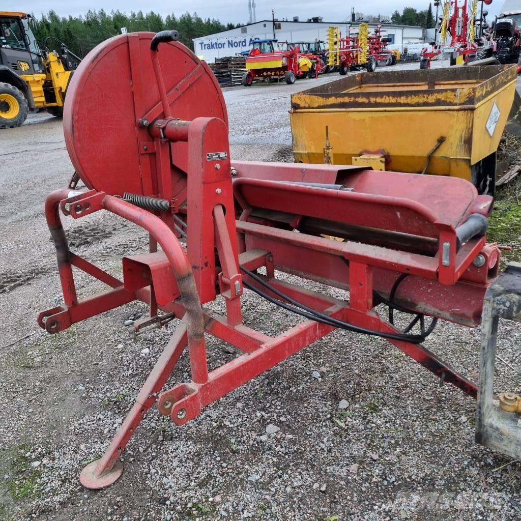 Dalen 1254 Vedmaskin. Vedklyvar och vedkapar