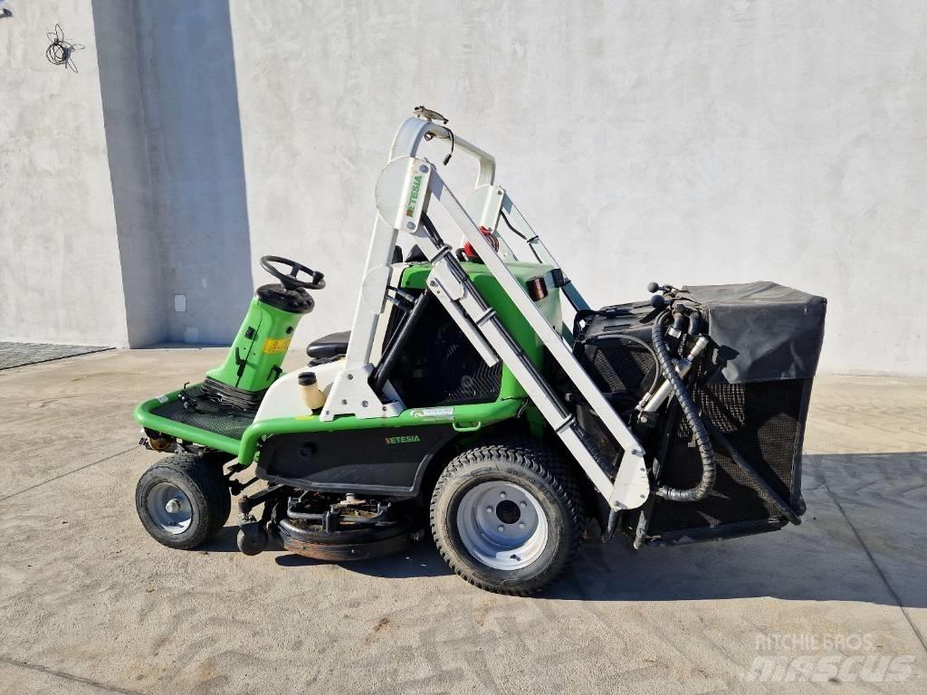 Etesia 124D Monterade och påhängda gräsklippare