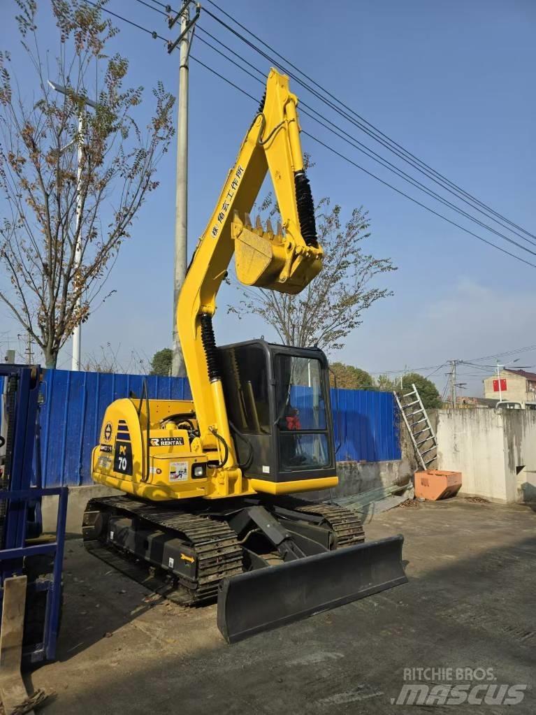 Komatsu PC 70 Minigrävare < 7t