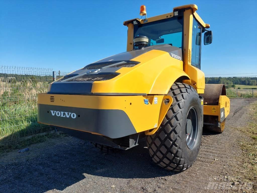 Volvo SD 115 B Envalsvältar