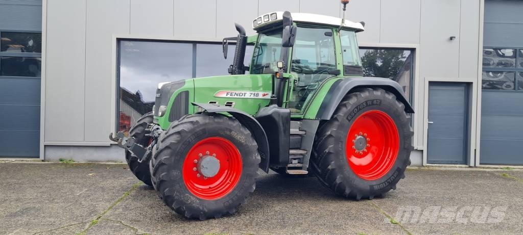 Fendt 718 Vario TMS Traktorer
