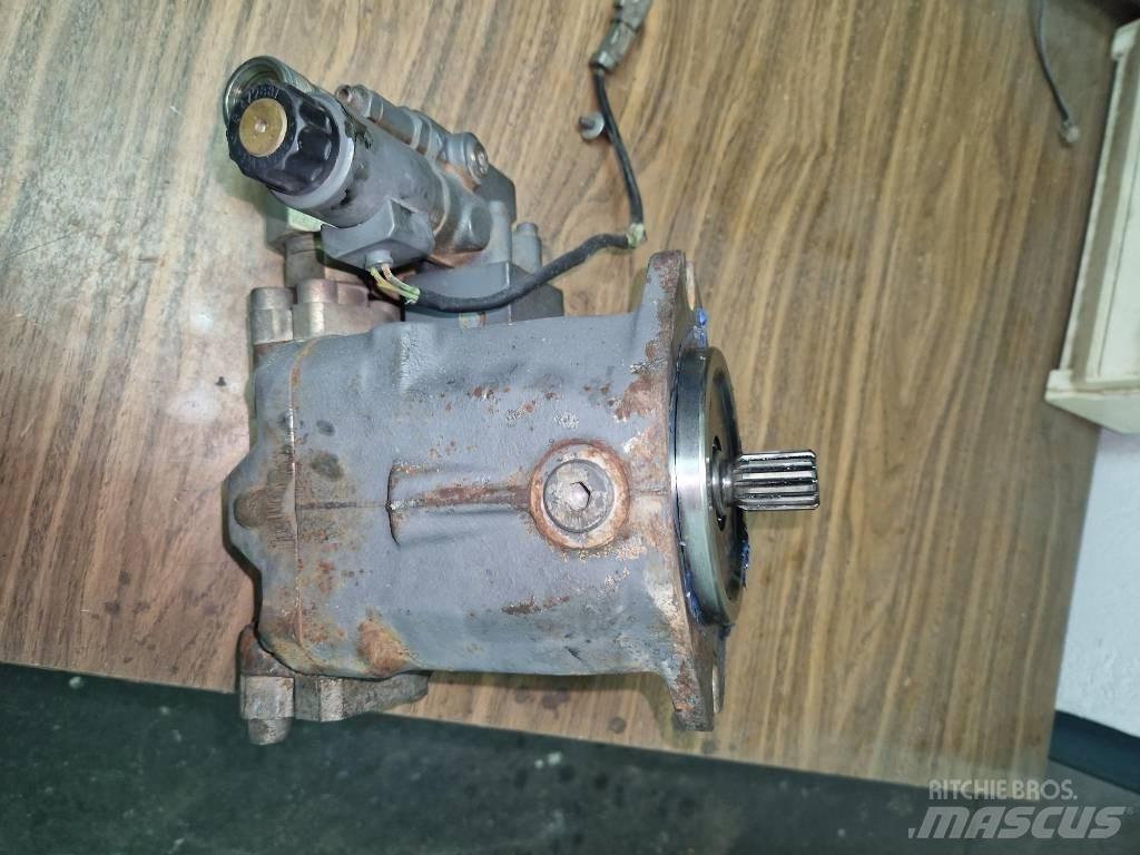 Liebherr R 934 B Hydraulik