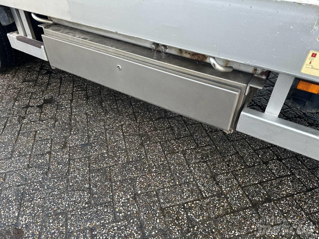 Nooteboom MCO 48 Låg lastande semi trailer