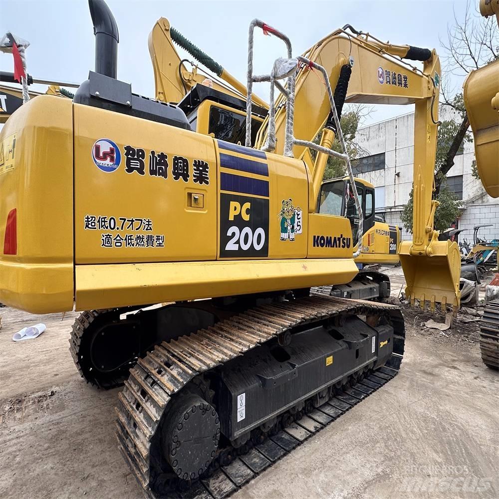 Komatsu PC 200 Bandgrävare