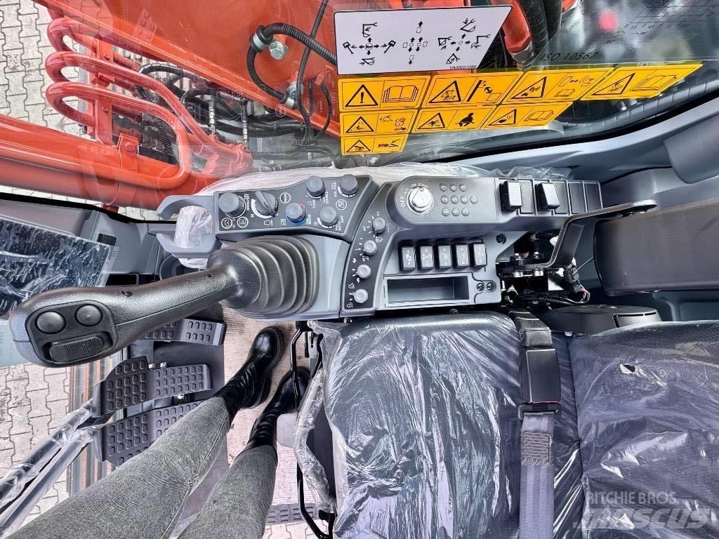 Hitachi ZX160LC-7 Bandgrävare