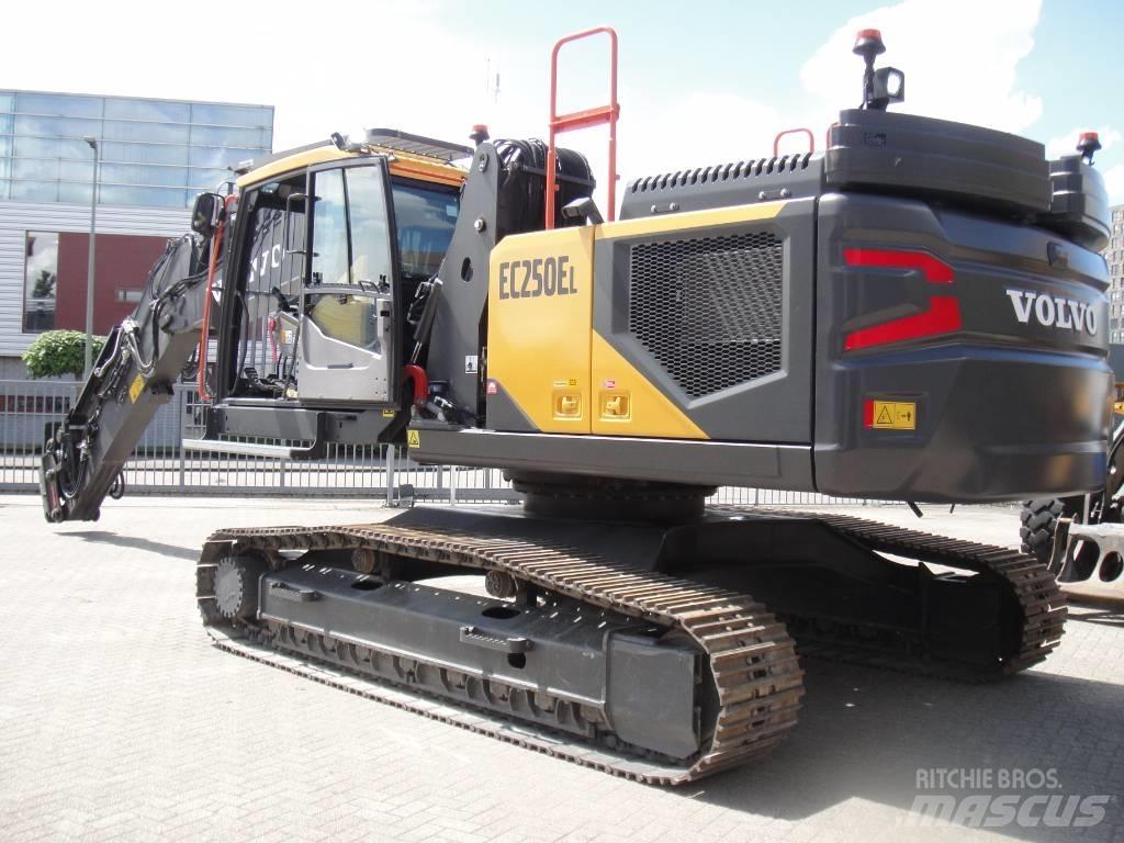 Volvo EC 250 EL Bandgrävare