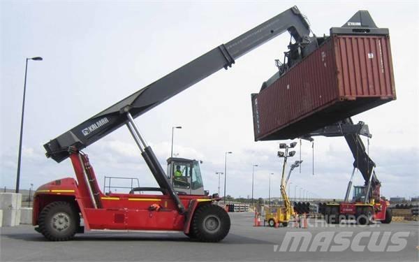Kalmar DRT450 Reachstackers