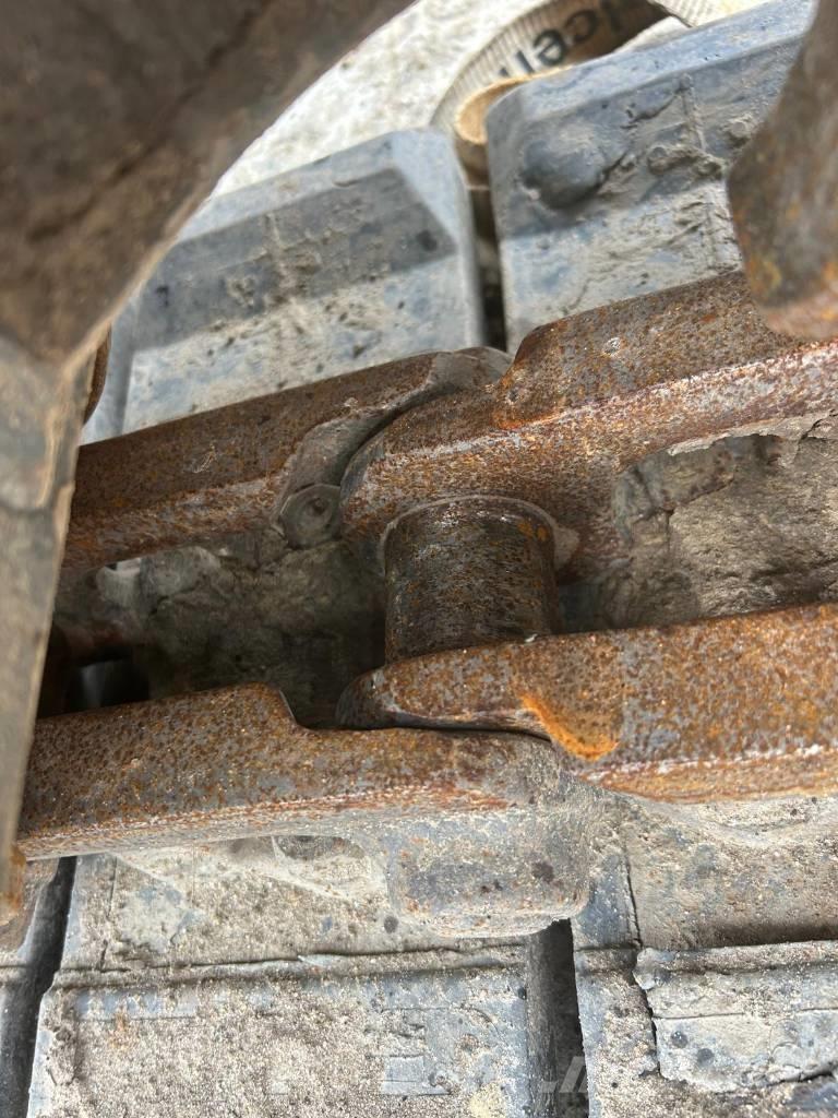 Komatsu PC 138 US-11 Bandgrävare