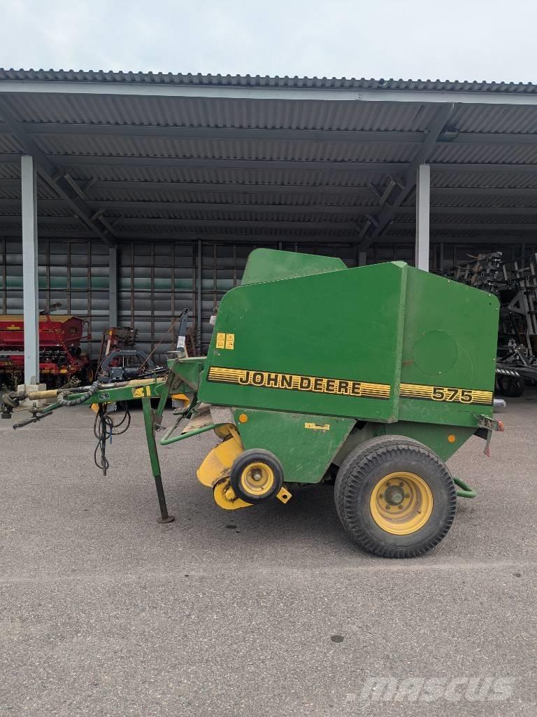 John Deere 575 Rundbalspressar