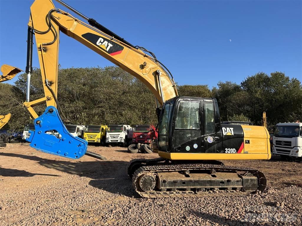 CAT 320 D L Bandgrävare