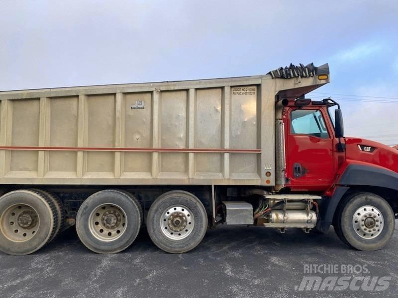 CAT CT 660 Tippbilar