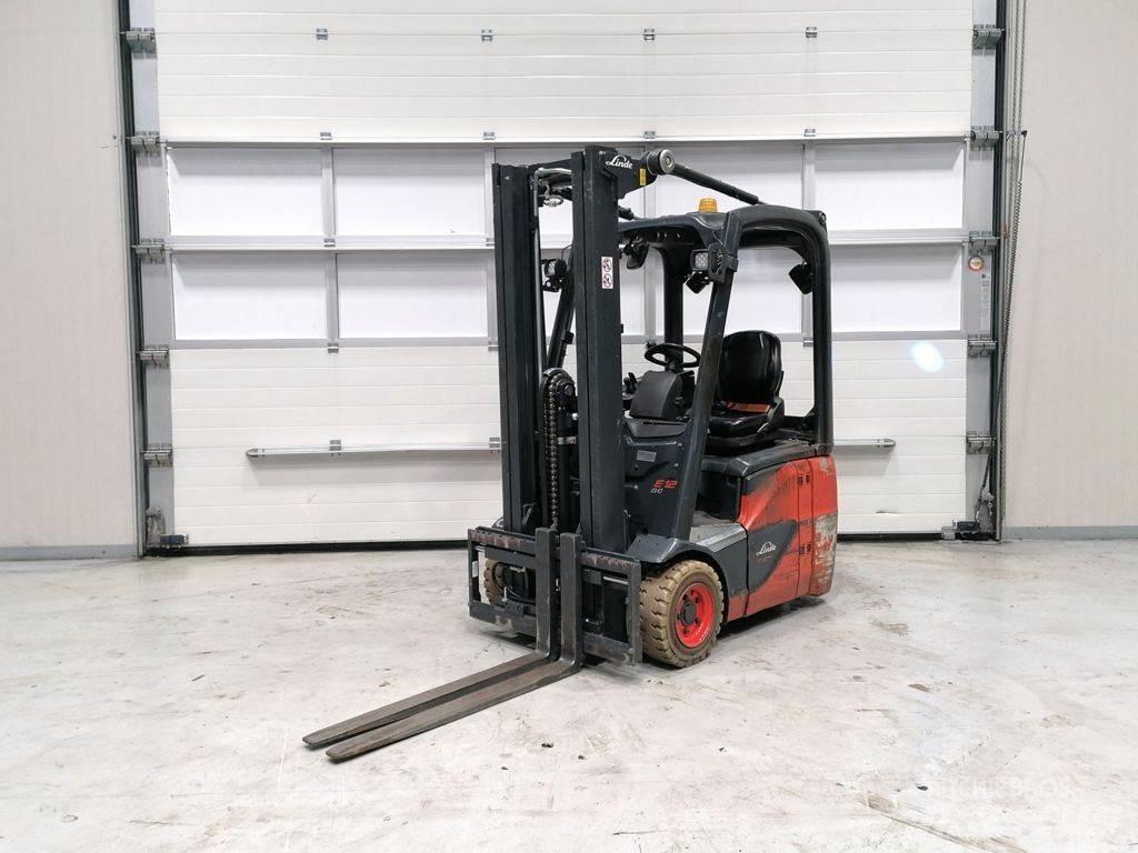 Linde E12-02 Elmotviktstruckar