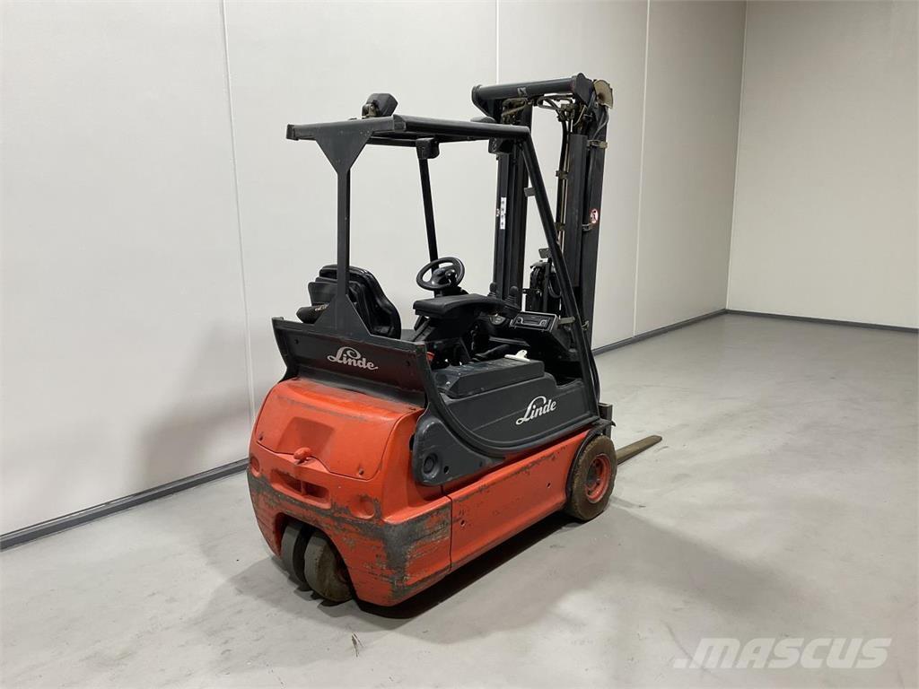 Linde E16C-02 Elmotviktstruckar