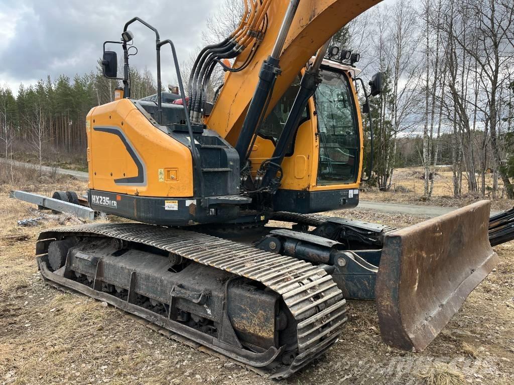 Hyundai HX 235 LCR Bandgrävare