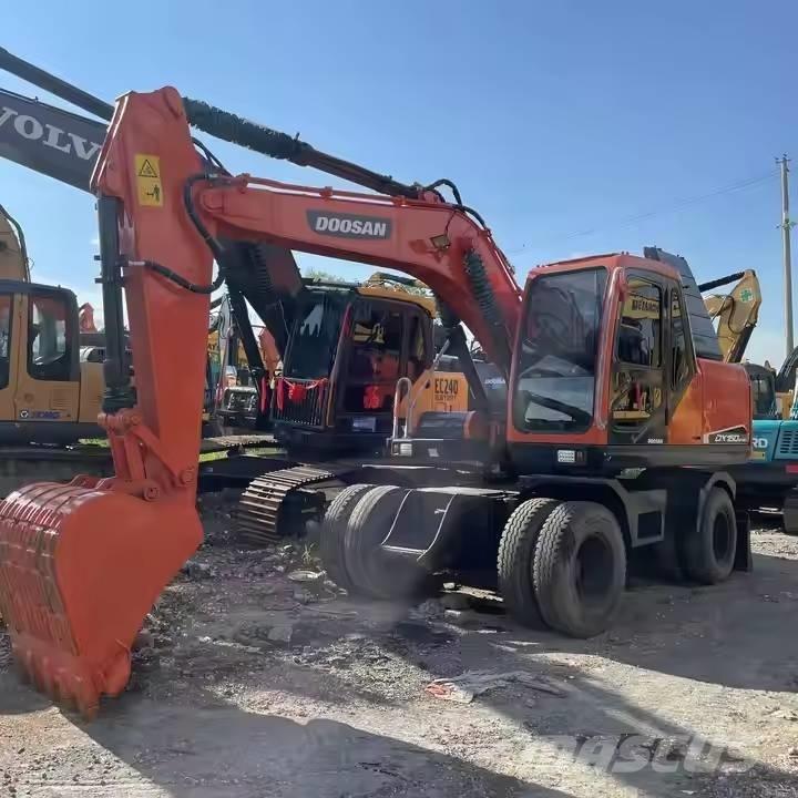 Doosan DX150W Hjulgrävare