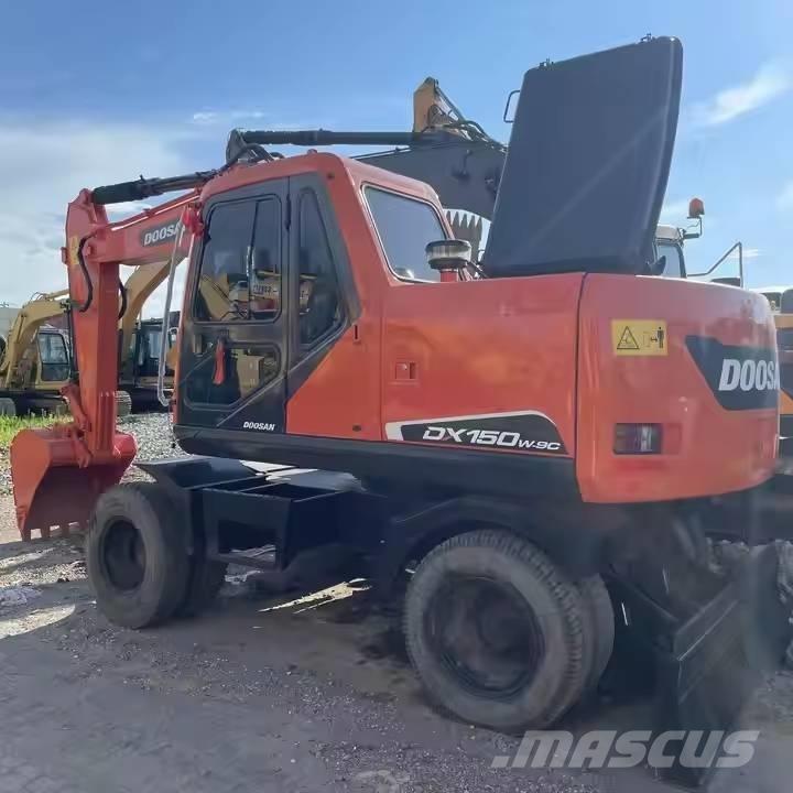 Doosan DX150W Hjulgrävare