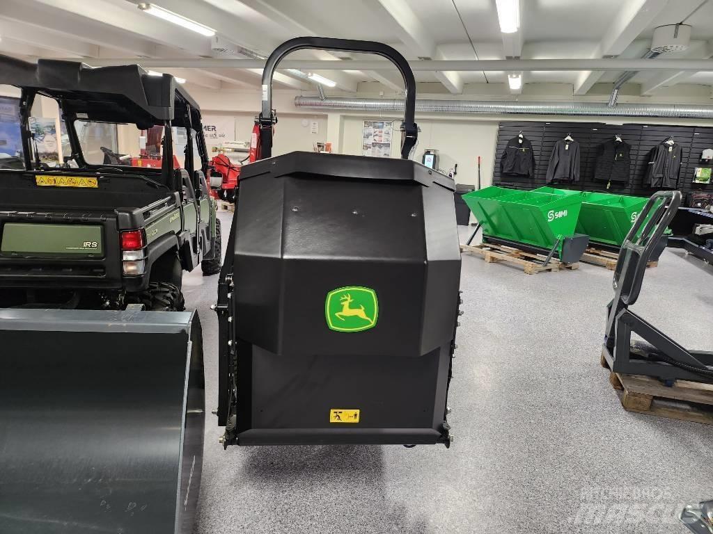 John Deere 950R Åkgräsklippare