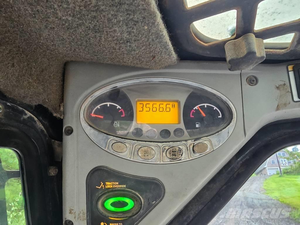 Bobcat T 320 Kompaktlastare