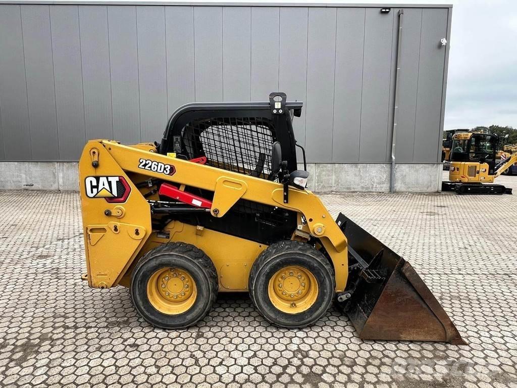 CAT 226D Kompaktlastare