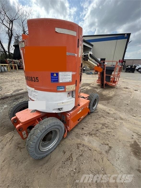 JLG E 300 AJP Saxliftar