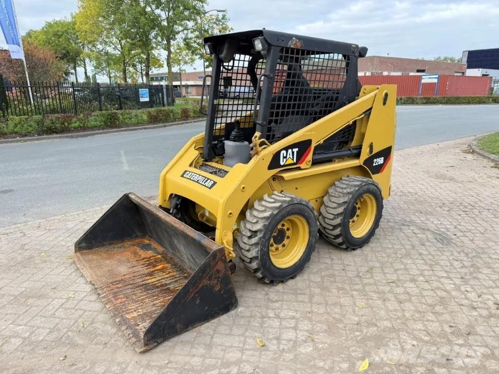 CAT 216B Turbo Kompaktlastare