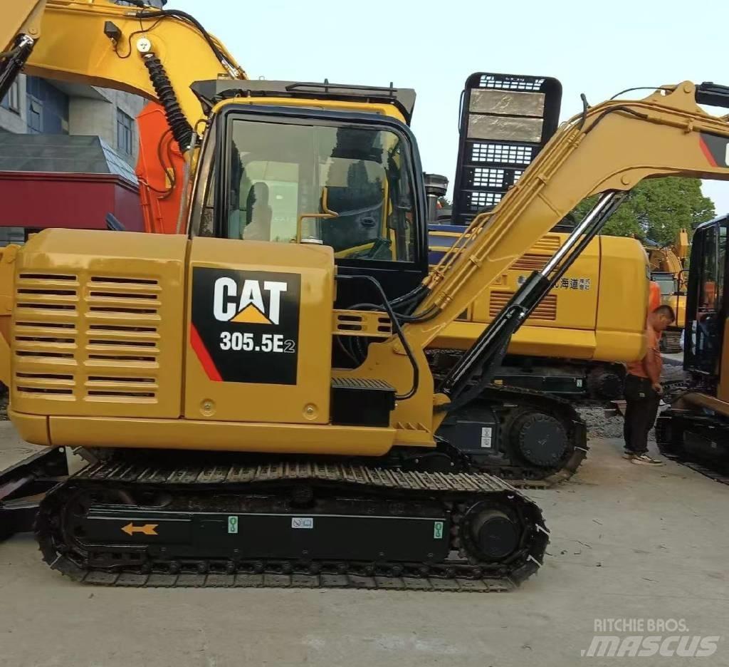 CAT 305.5 Minigrävare < 7t