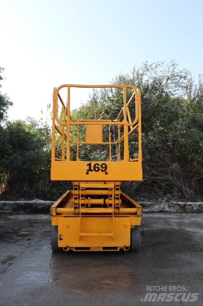 Haulotte Compact 10 Saxliftar