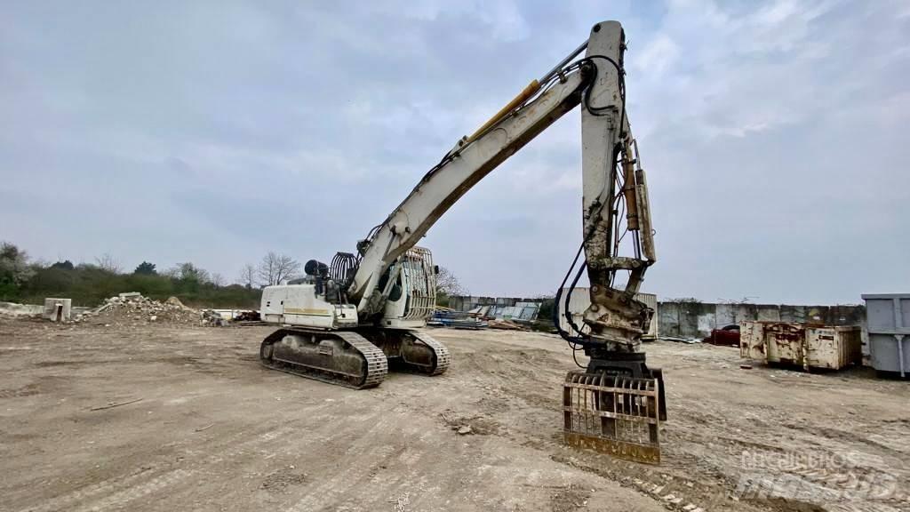 Liebherr R 924 Bandgrävare
