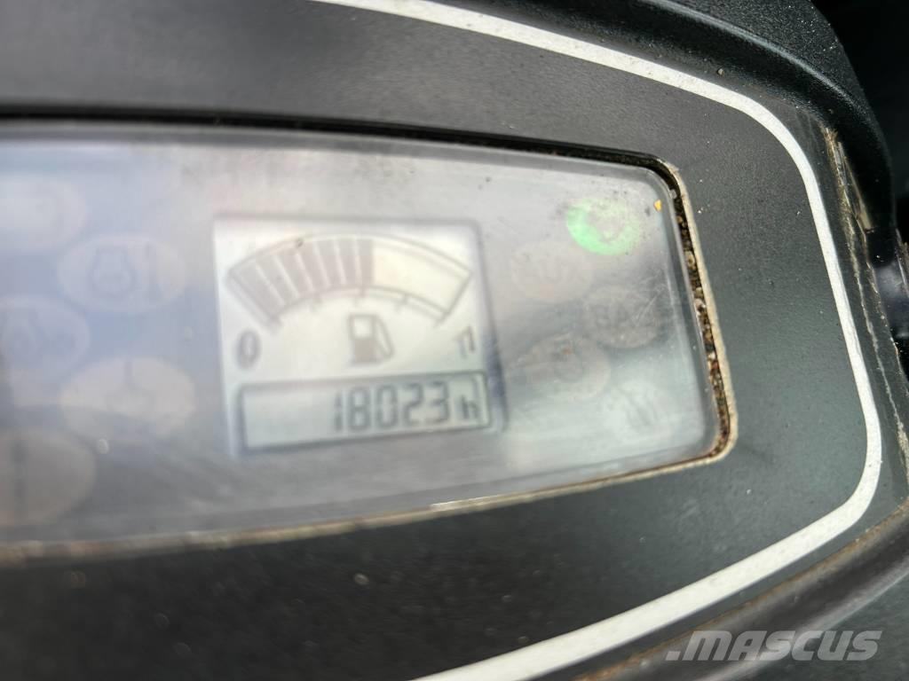 JCB 8026 CTS Minigrävare < 7t