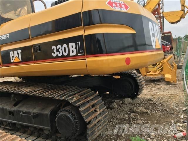 CAT 330 B L Bandgrävare