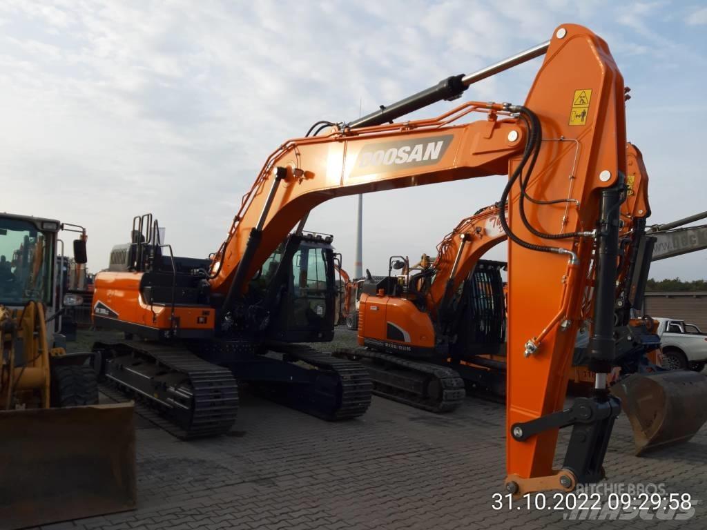 Doosan DX 300 NLC-7 Bandgrävare