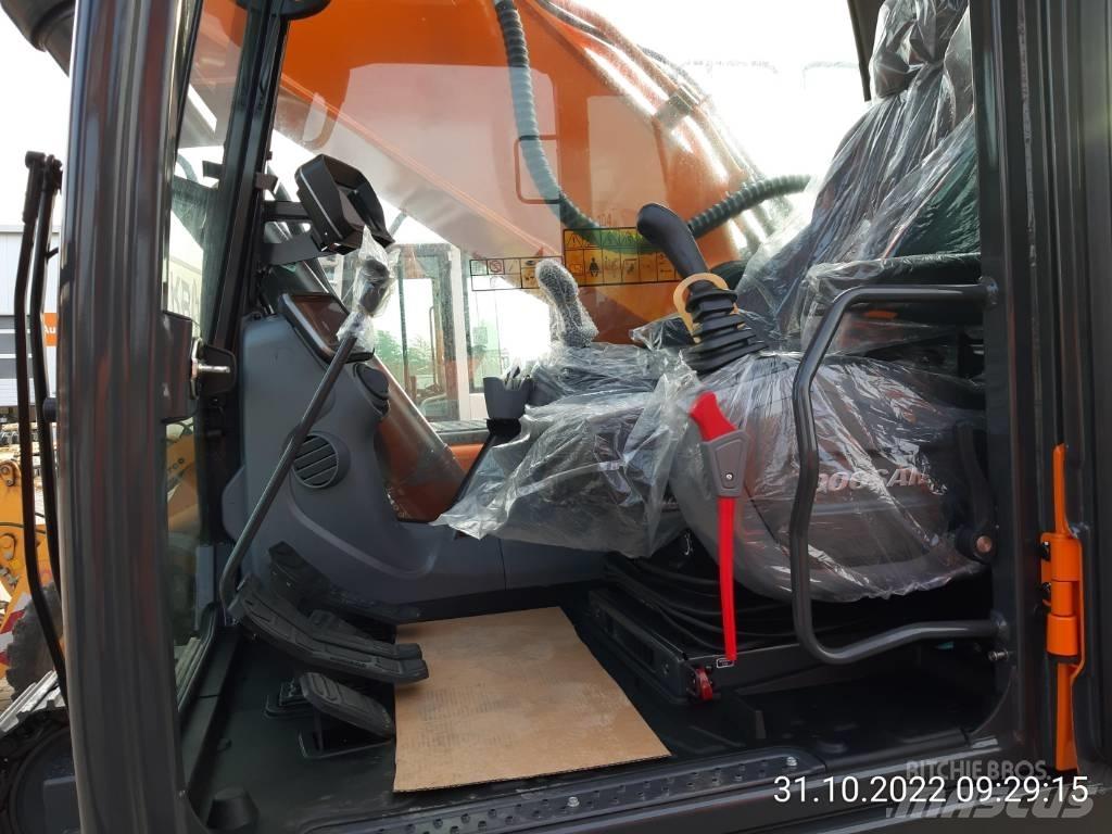 Doosan DX 300 NLC-7 Bandgrävare