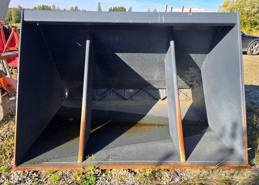 ATI 30 Sand- och saltspridare